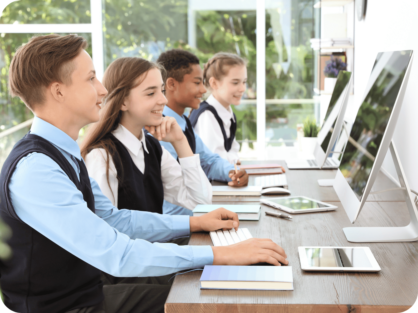 mat-students-reading-on-a-computer